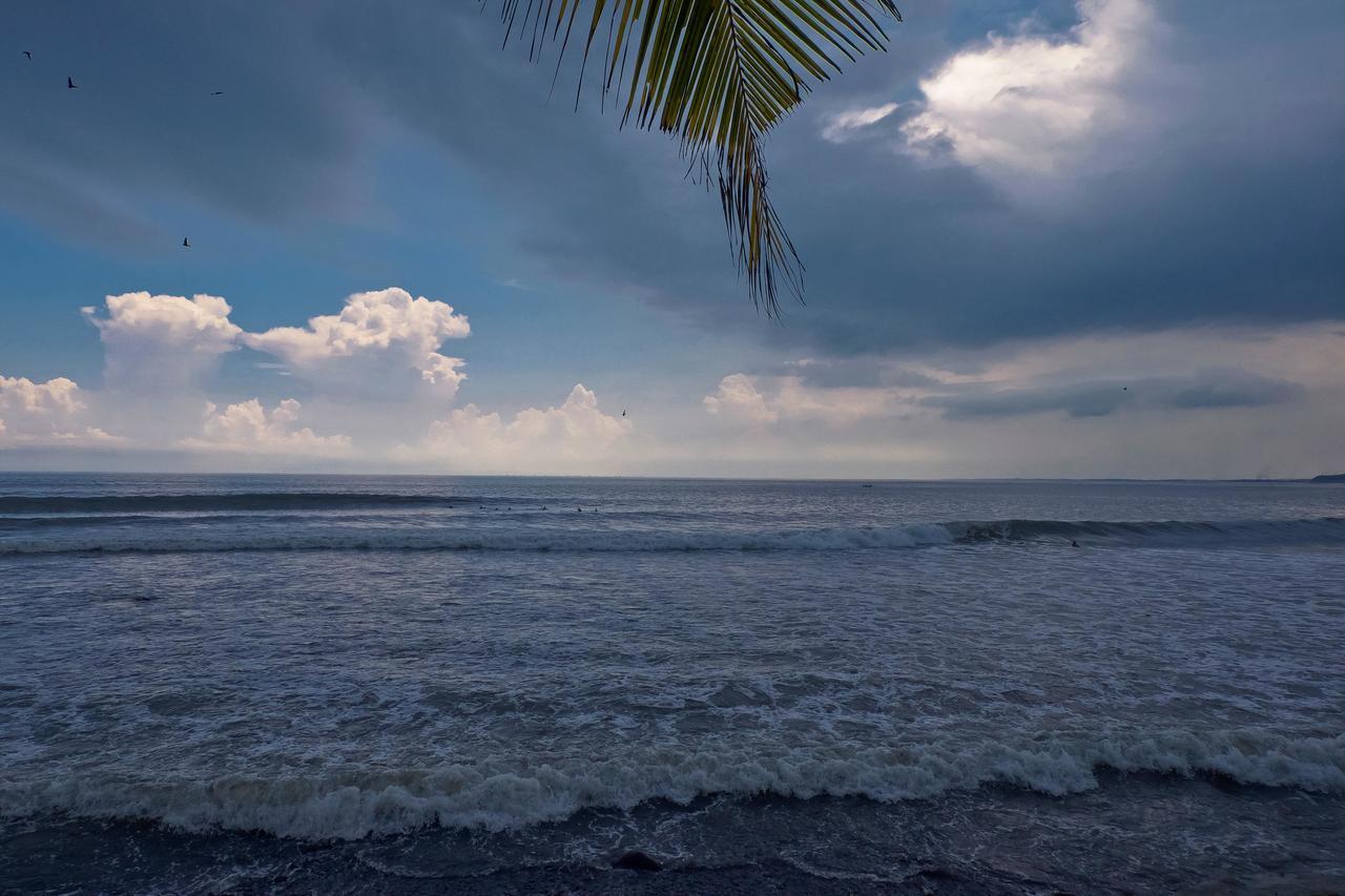 Umadewi Surf & Retreat 4*