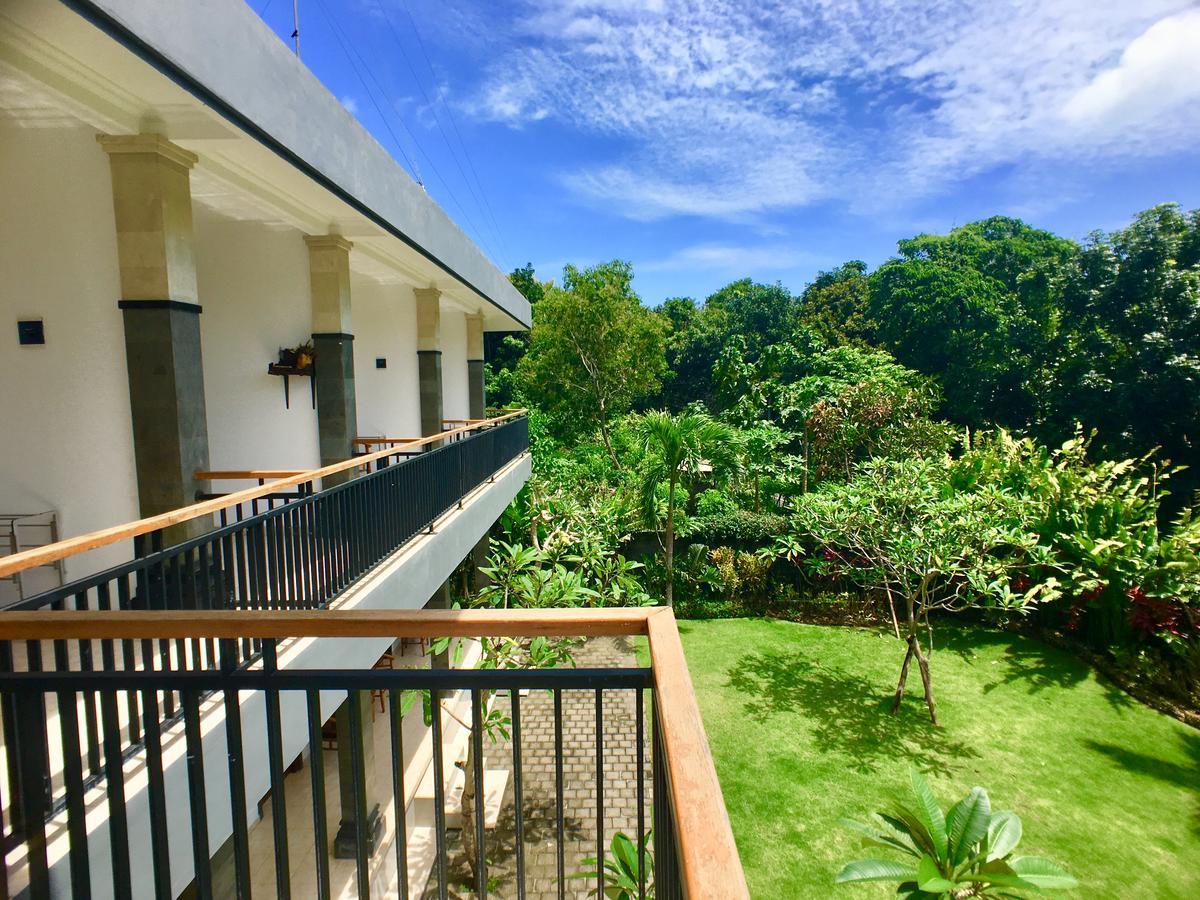 Made 2* Uluwatu (Bali)