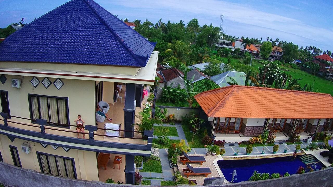 Summer Lovina (Bali)