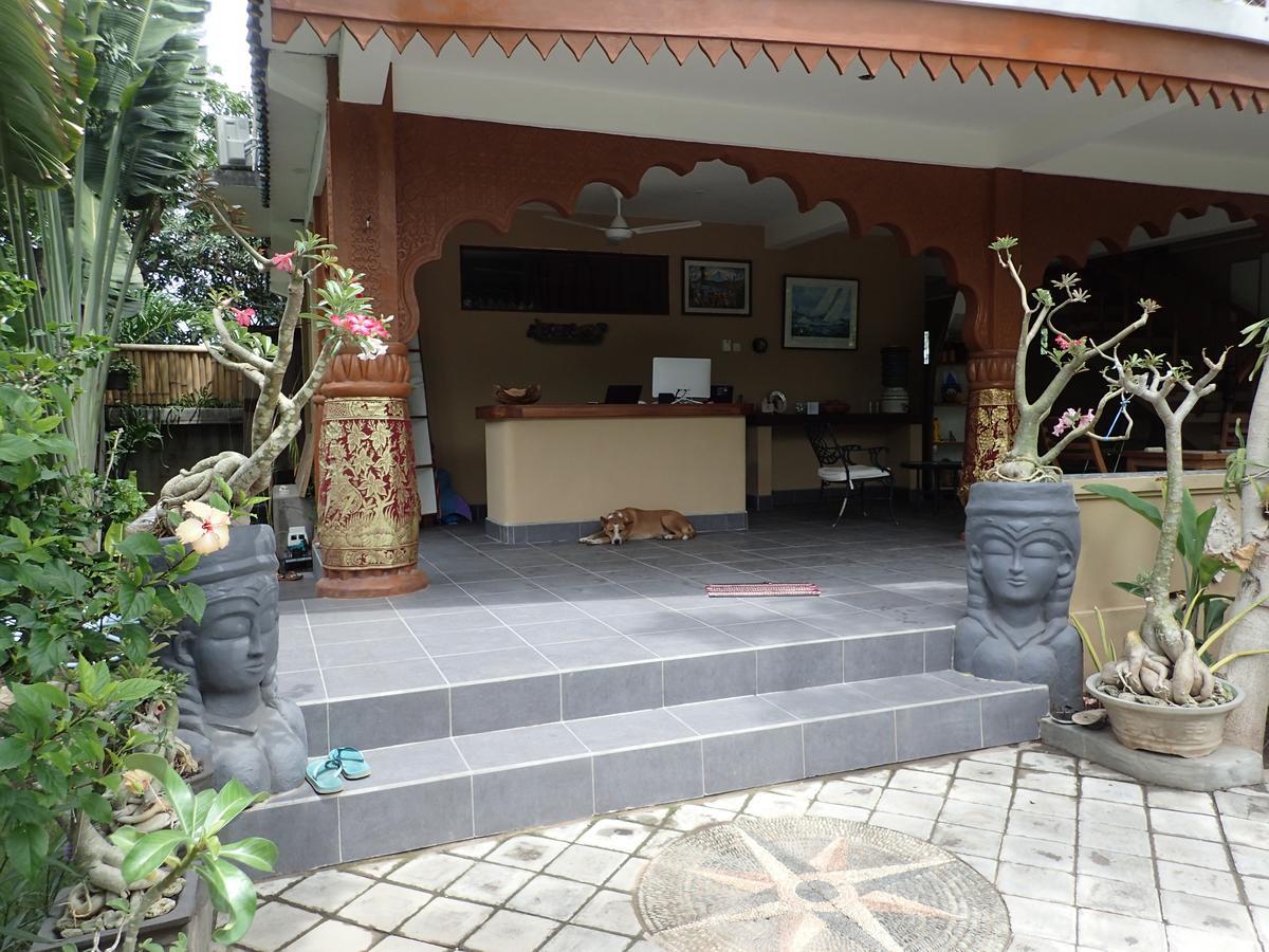Hibiscus House Bali Guest house