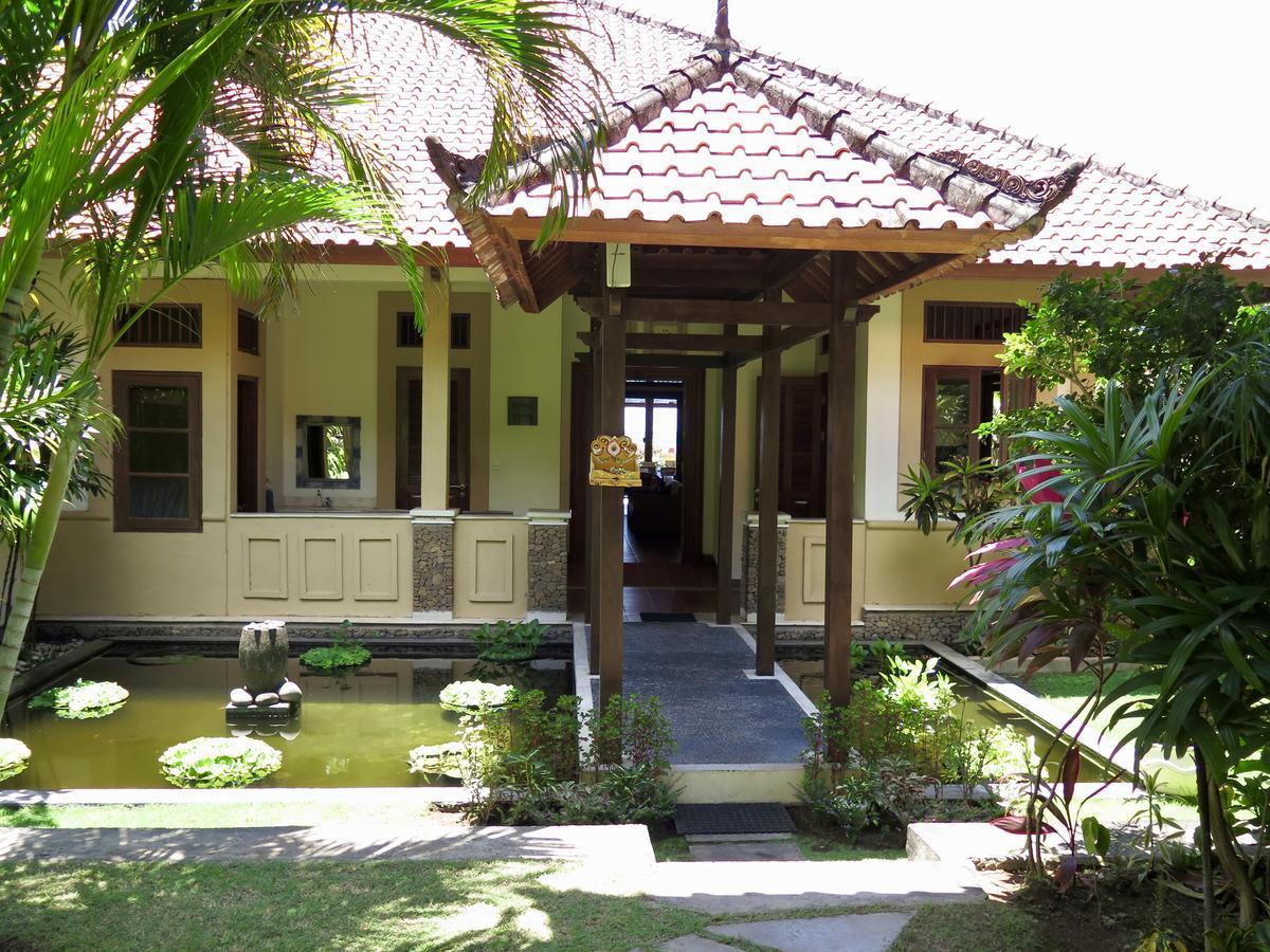 Ida * Amed (Bali)