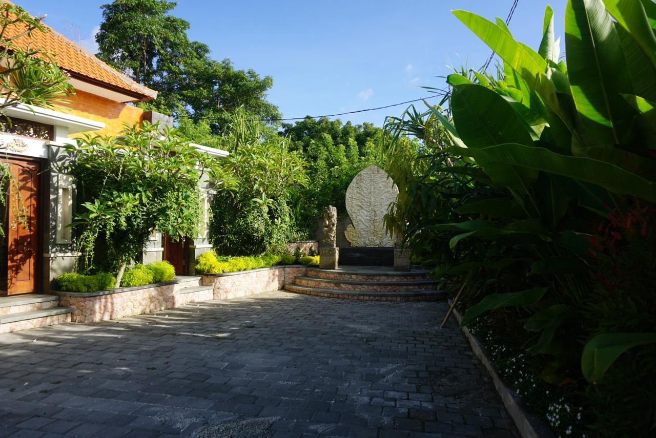 Ocho Bali Surf Camp