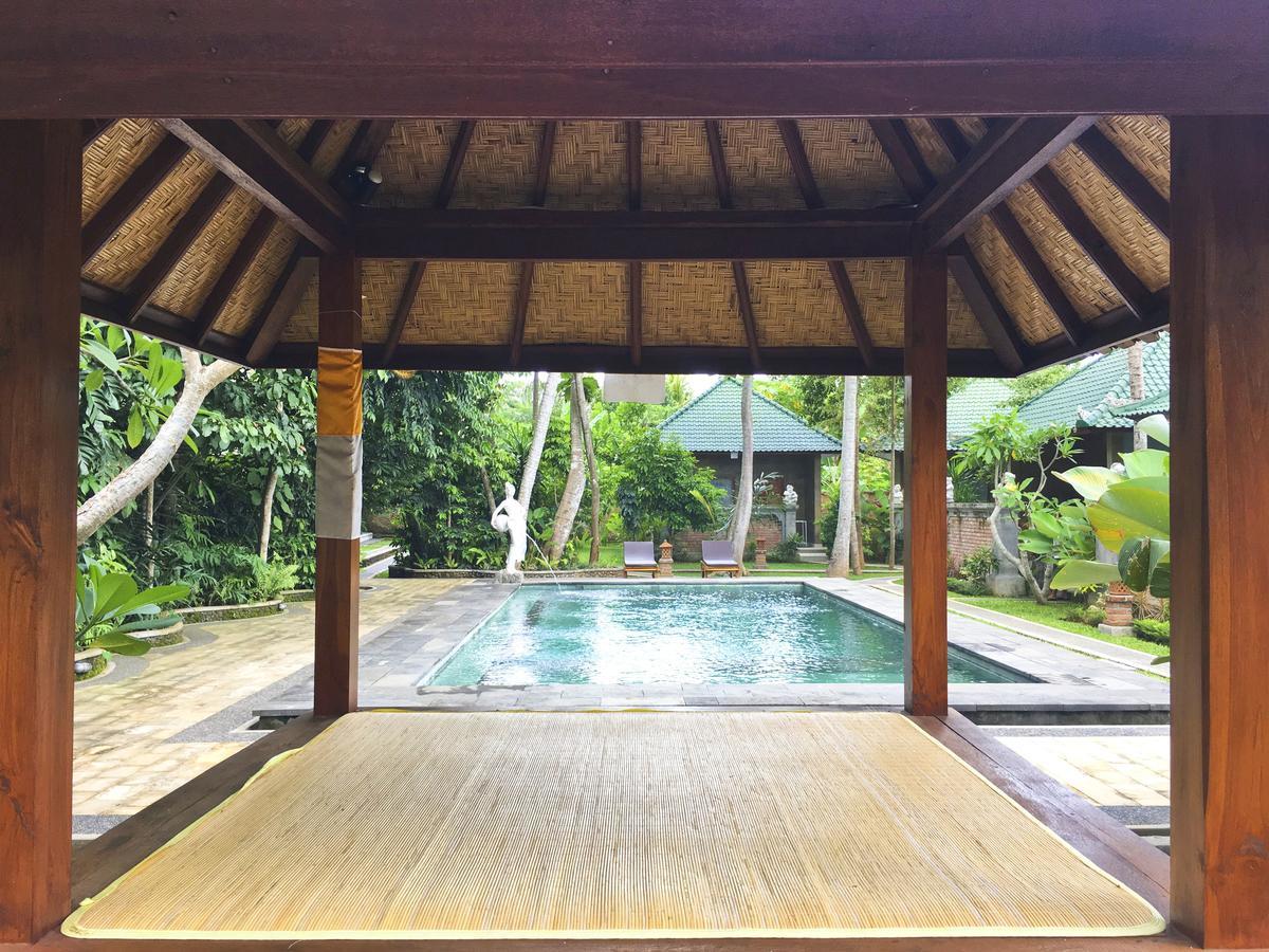 Wana Ukir Holiday park 3*