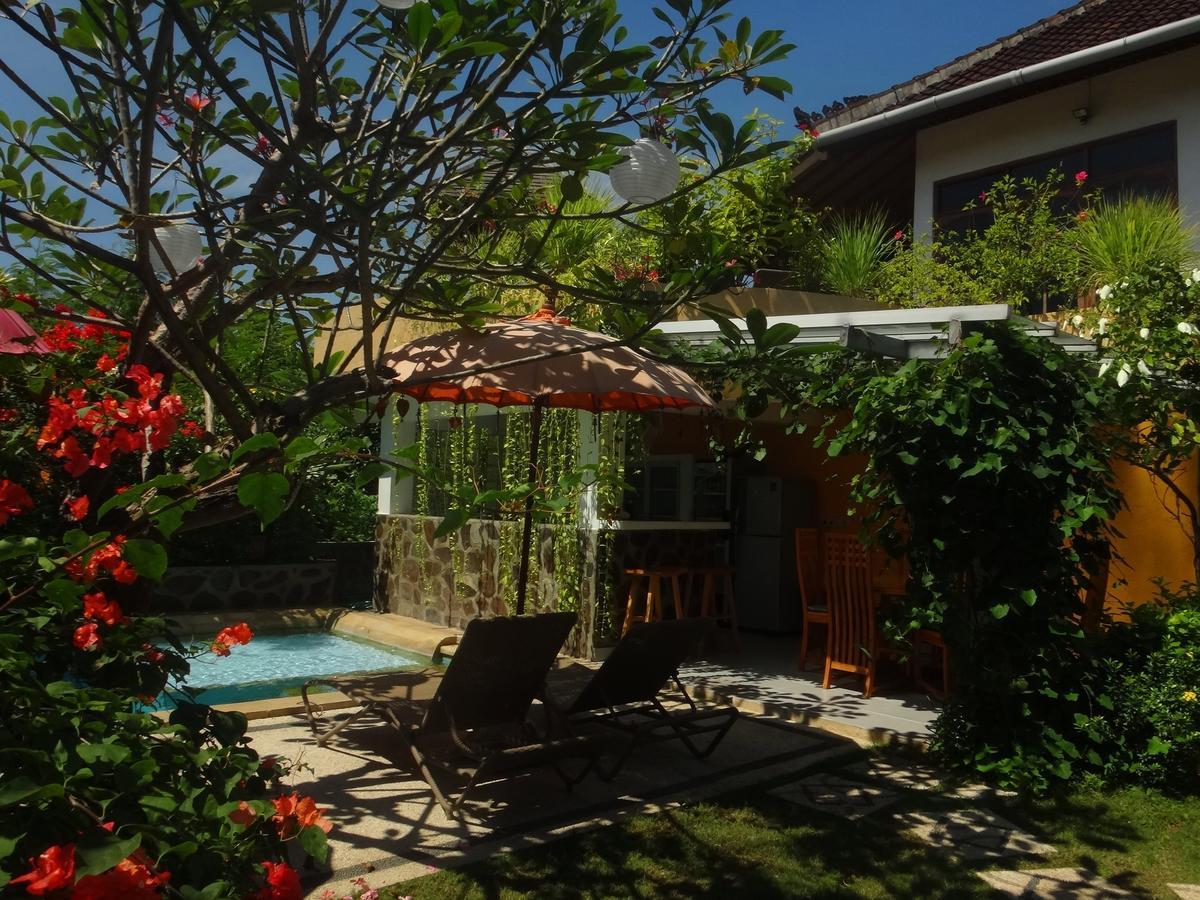 Lumbalumba Hotel Lovina (Bali)