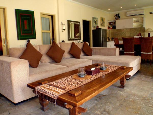 Bali Court & Hotel Legian (Bali)