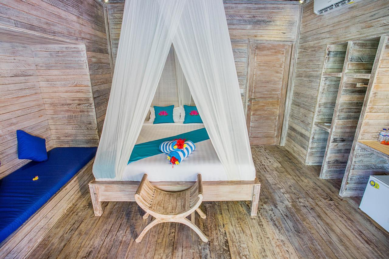 Holiday park Lotus Garden Huts 3*