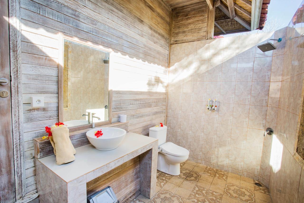 Lotus Garden Huts Holiday park 3*