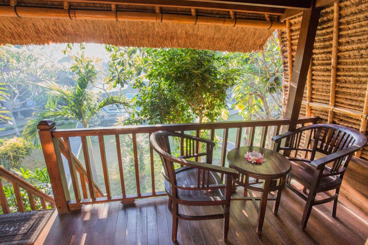 Lotus Garden Huts Holiday park 3*
