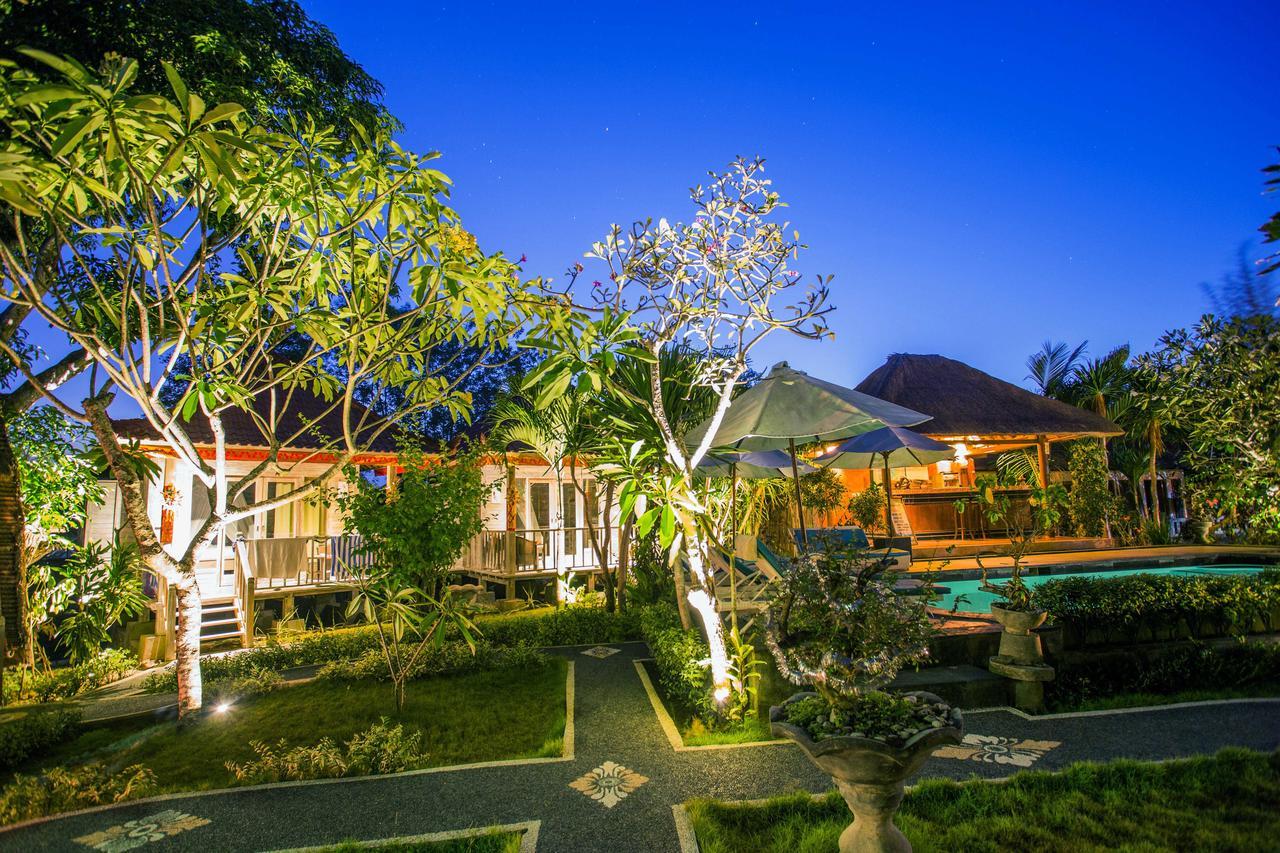 Holiday park Lotus Garden Huts 3*