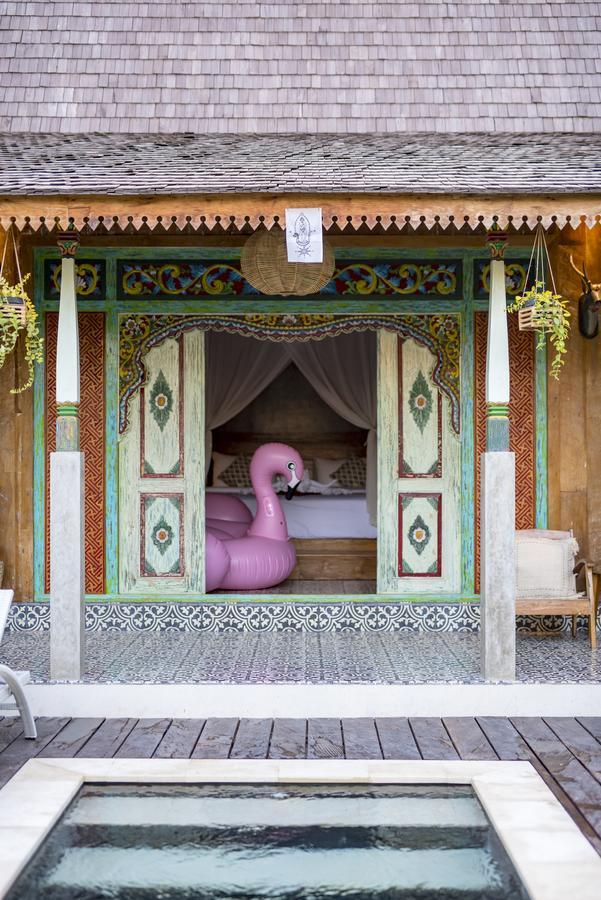 Villa Kubu Kayu *