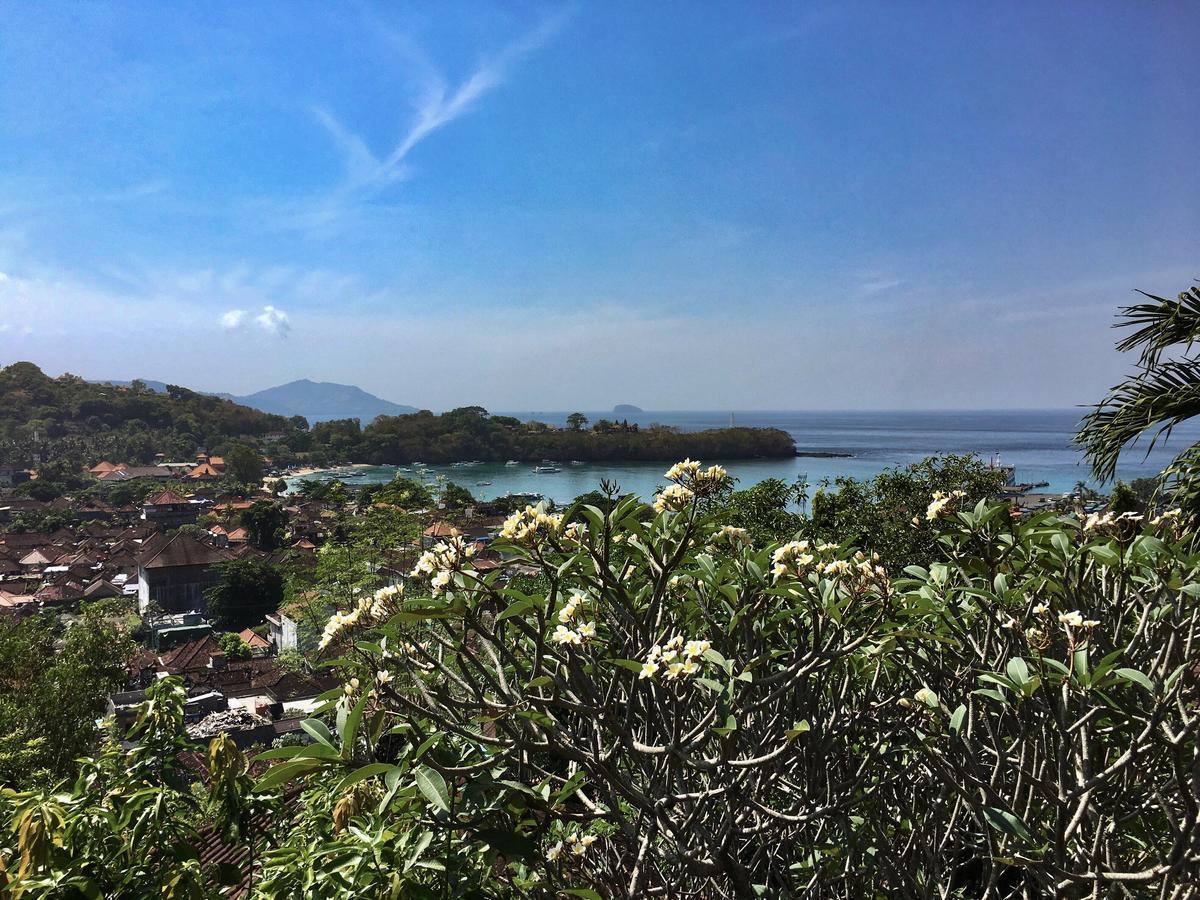 Manouria - Marcel Guest house *