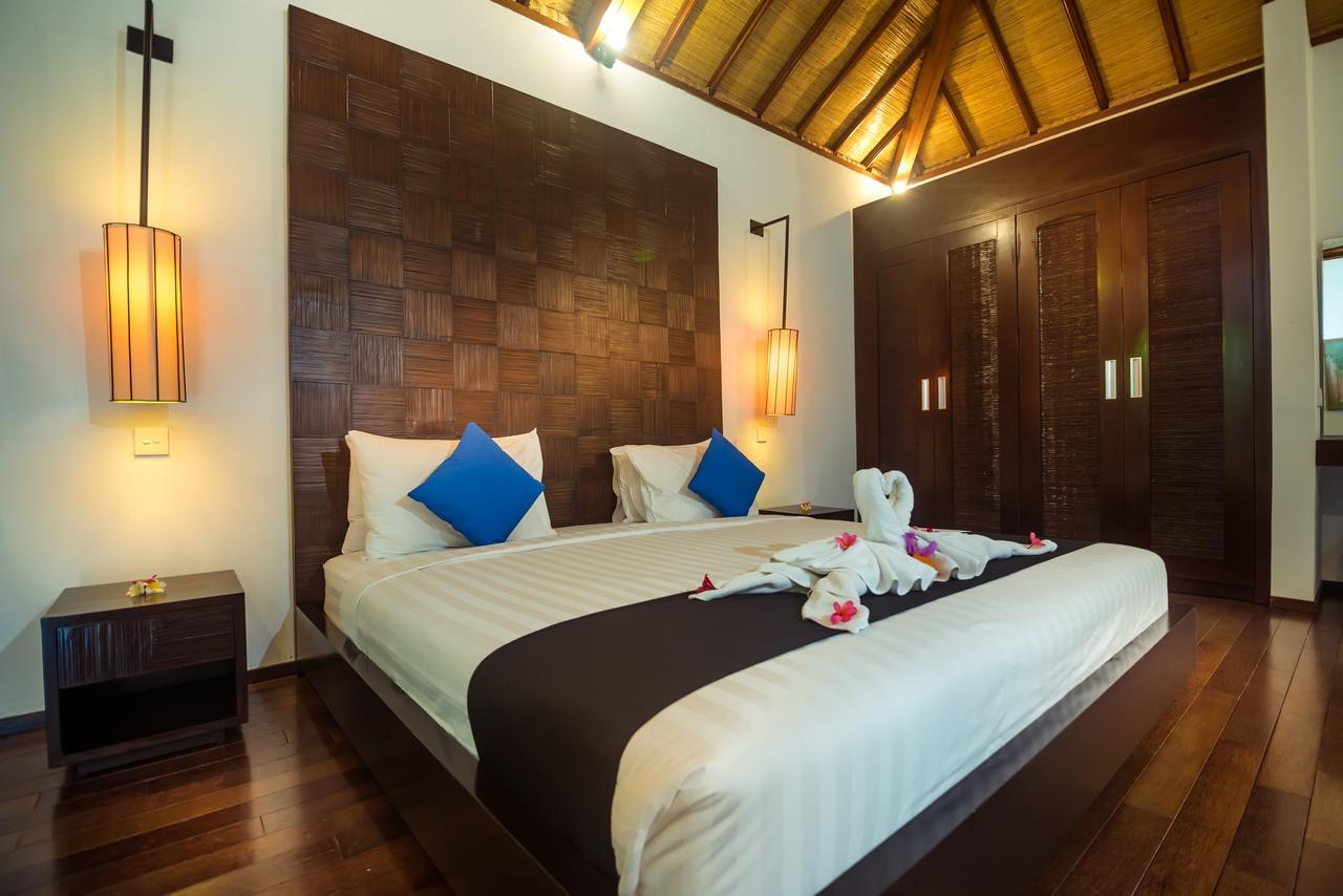 Arama Riverside Villa *