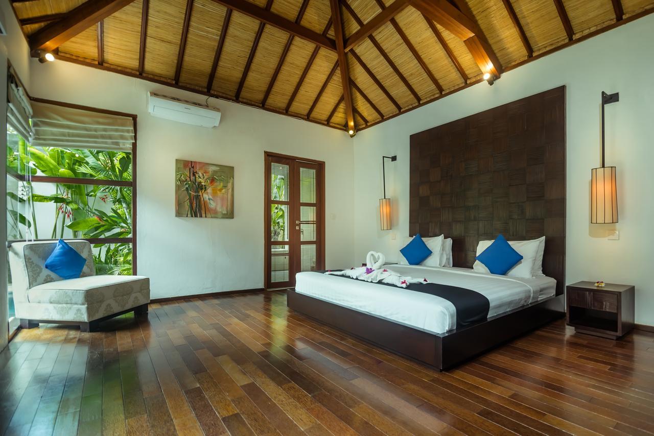 Villa Arama Riverside