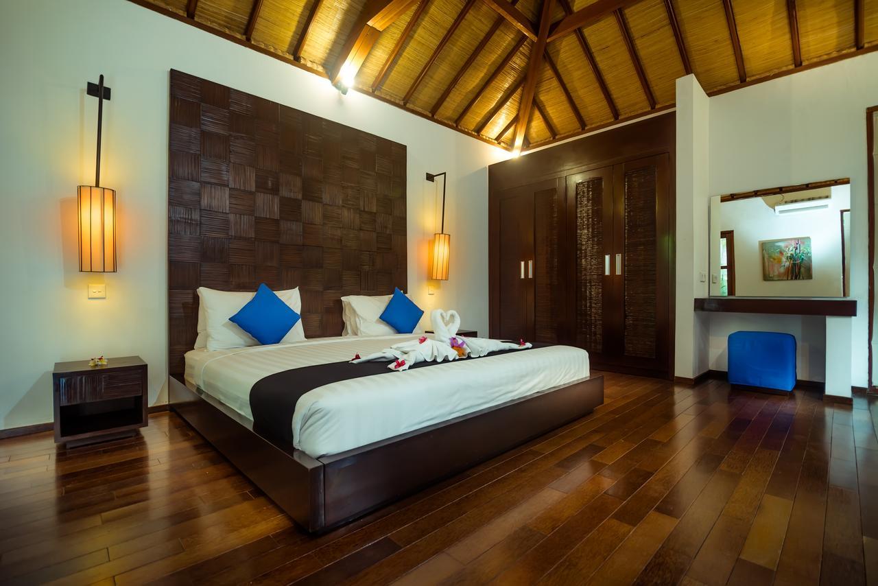 Arama Riverside Villa *