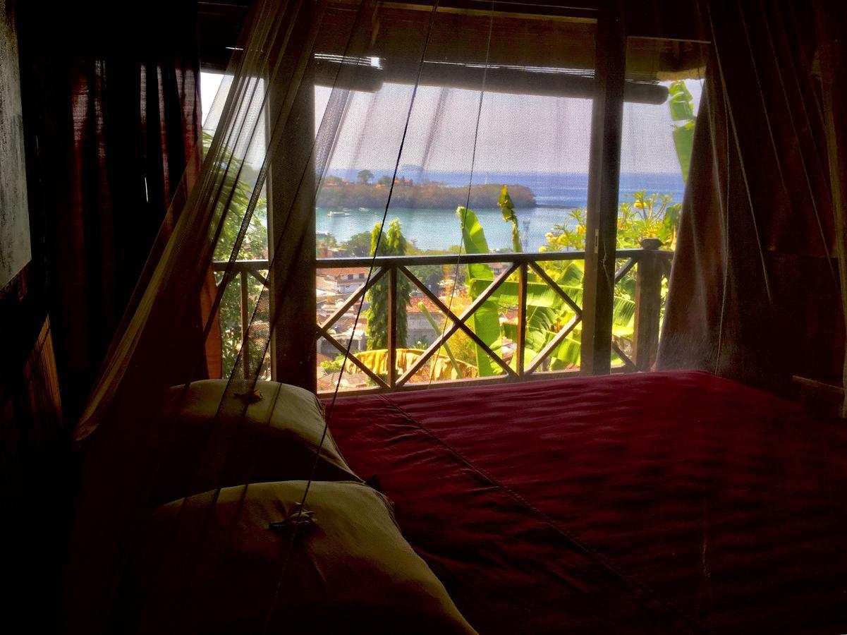 Guest house Manouria - Marcel *