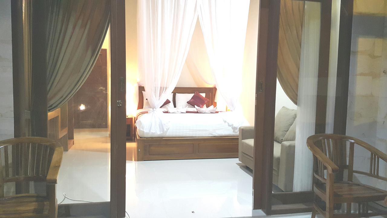 Nadya Munduk (Bali)
