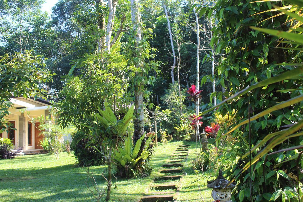 Tegal Jero Homestay *
