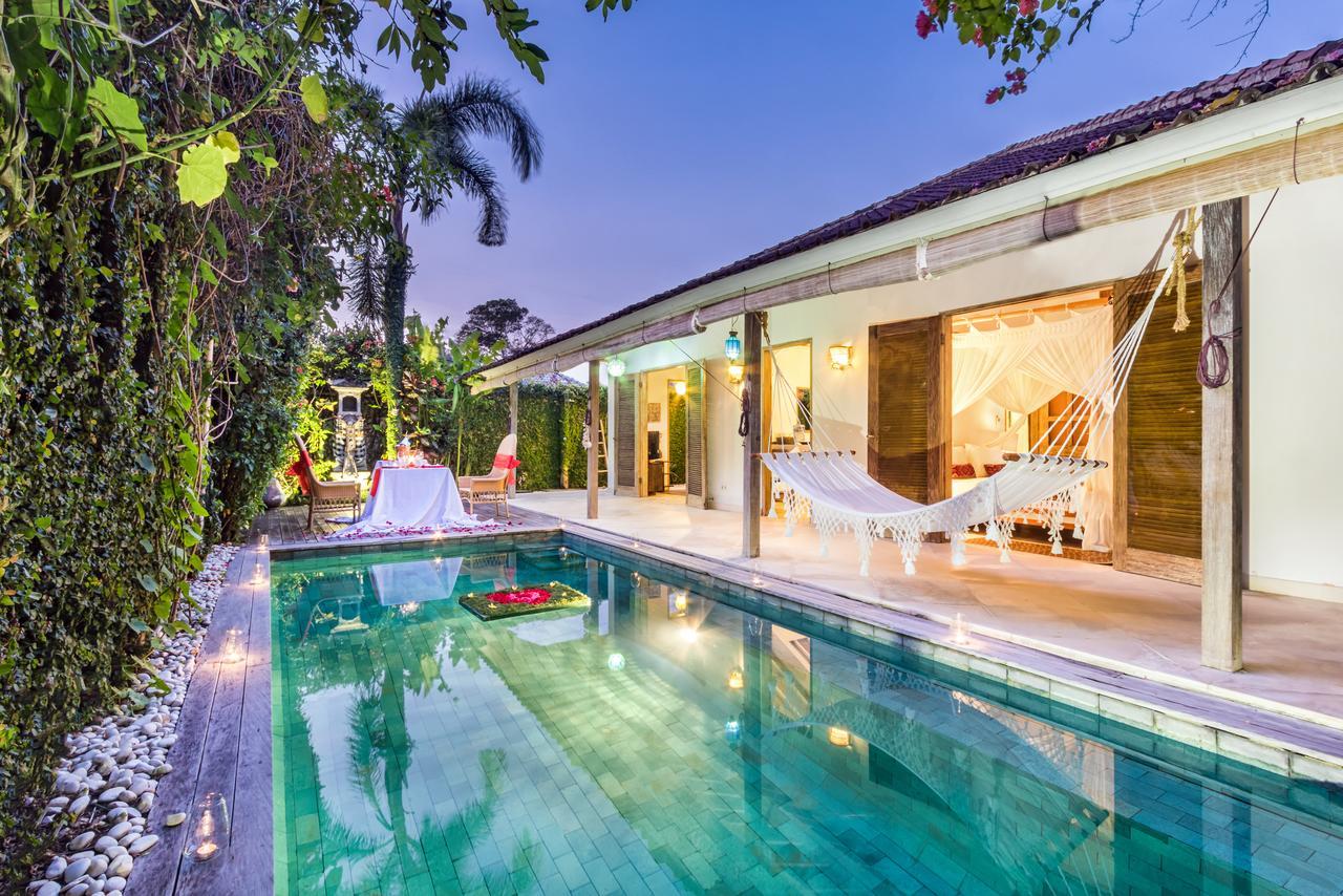 Villa 007 *