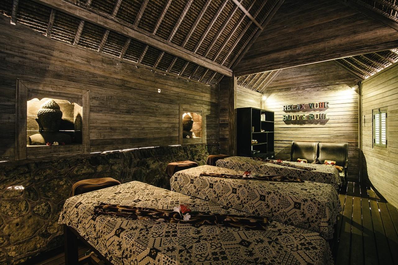 Dream Huts 4*