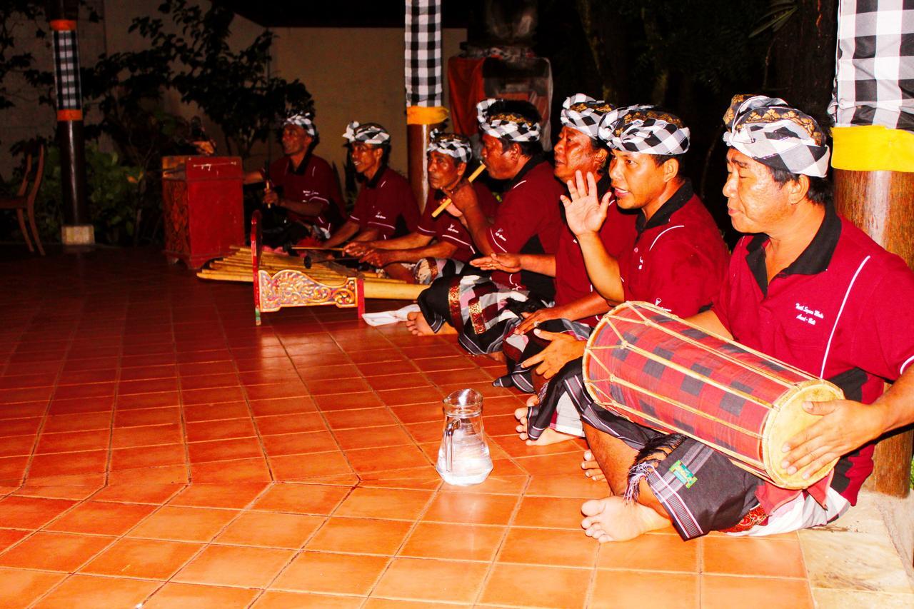Uyah Amed (Bali)