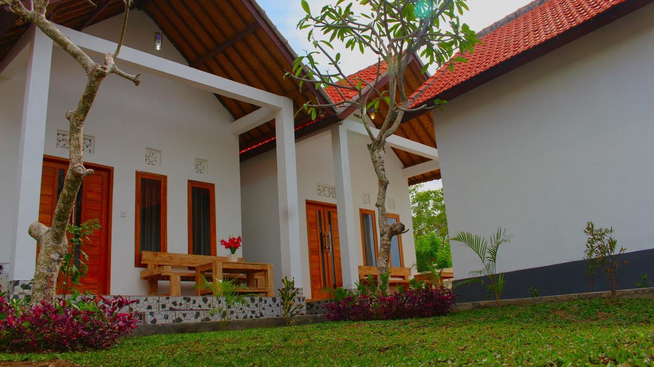 Wahyu Masari Guest house Toyapakeh