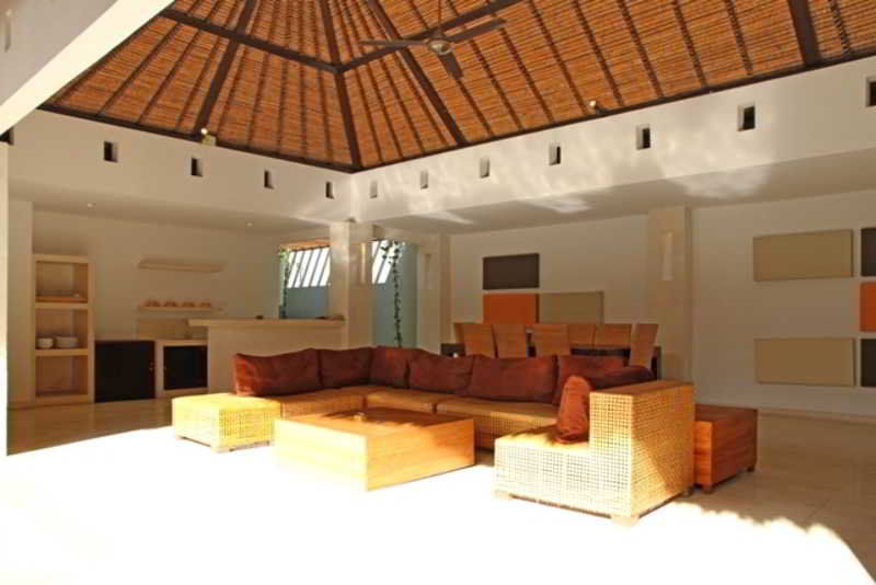Bvilla Villa