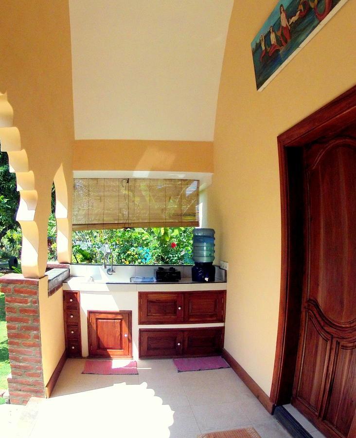 Hibiscus House Bali Guest house