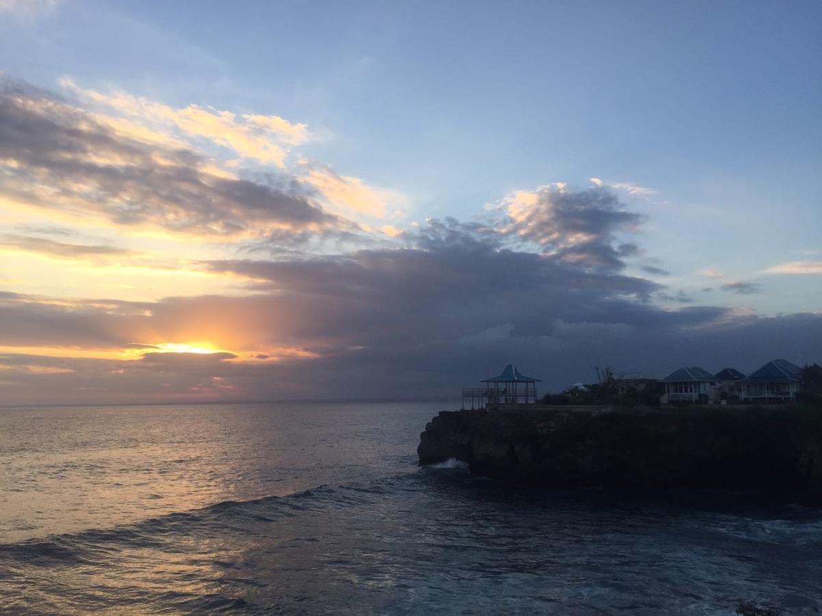Dodol Cliff Sunset Nusa Lembongan (Bali)