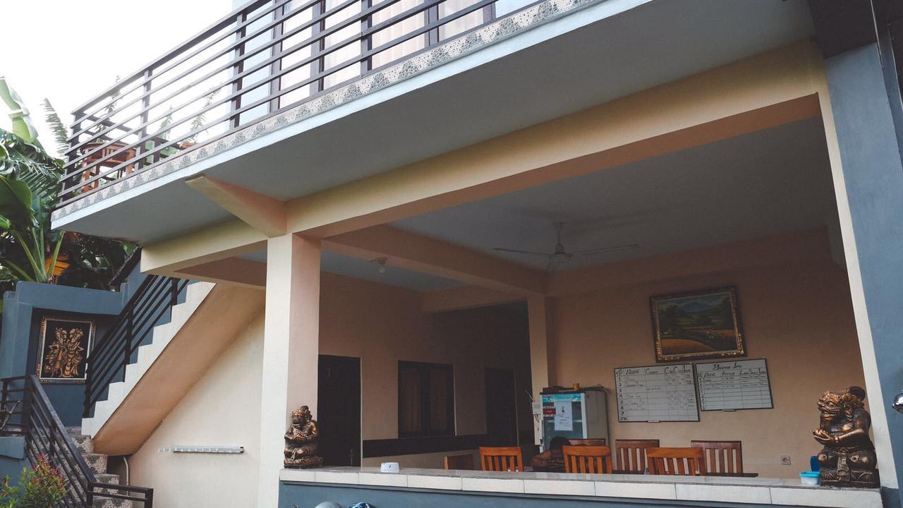 Pluto House *
