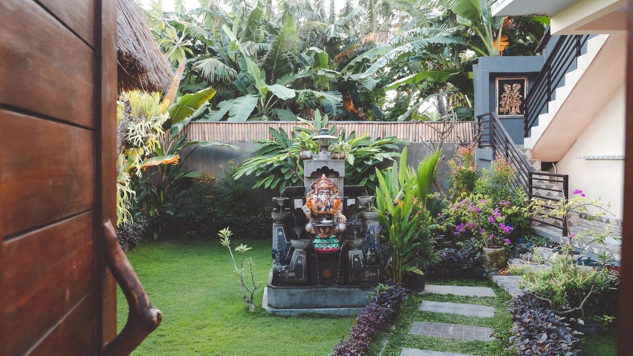 Homestay Pluto House *