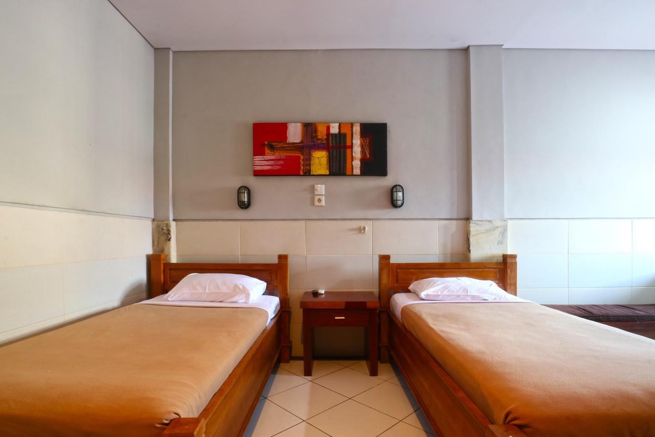 Kedin's Seminyak (Bali)