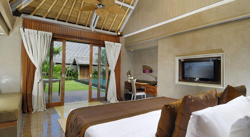 Space Bali Villa *