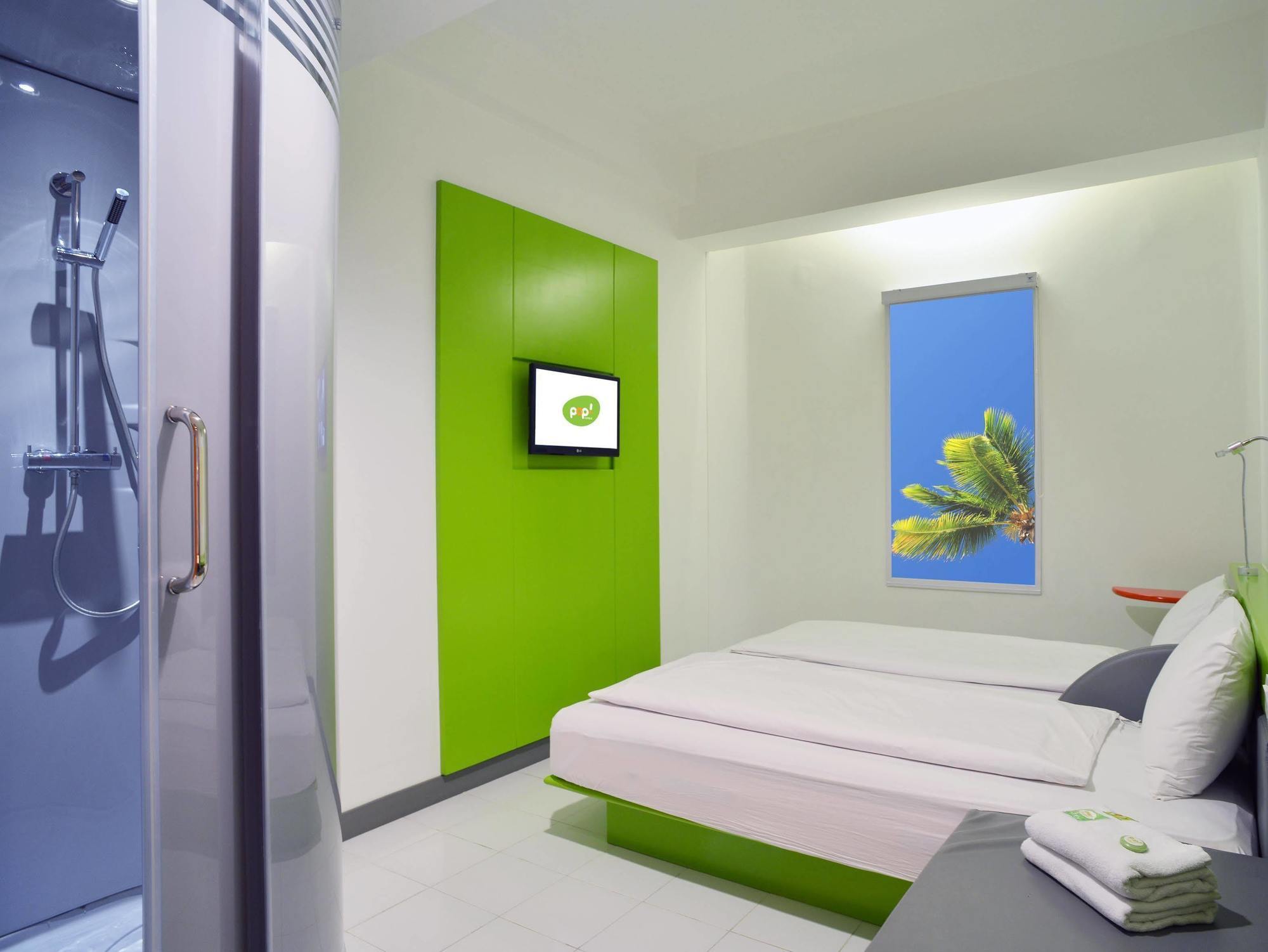Hotel Urban Styles Hitz Kuta 2*