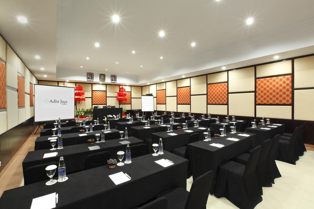 Adhi Jaya 4*