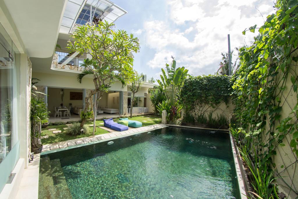 Villa Bugis Abimanyu Seminyak (Bali)