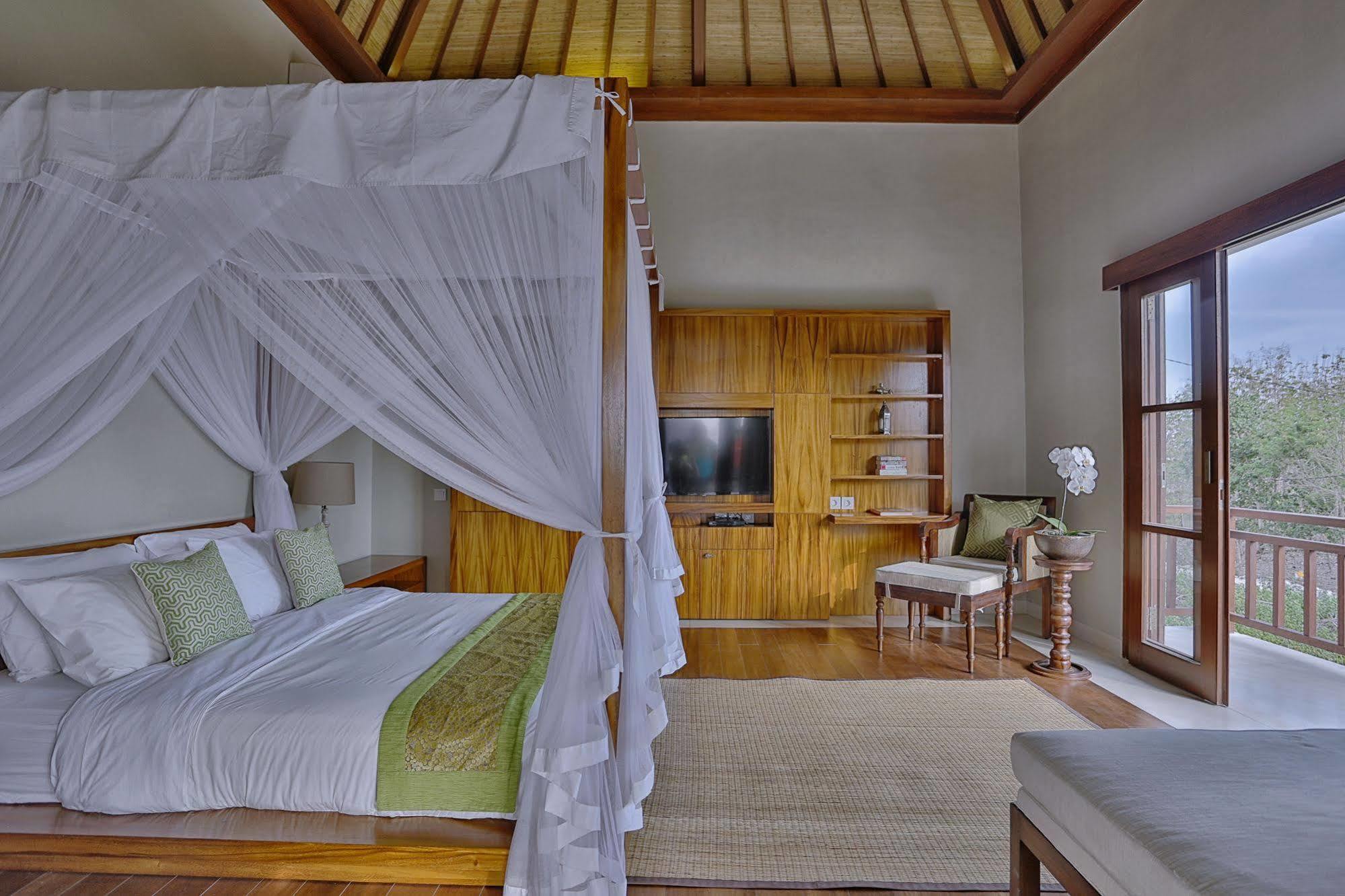 Nikara Villa
