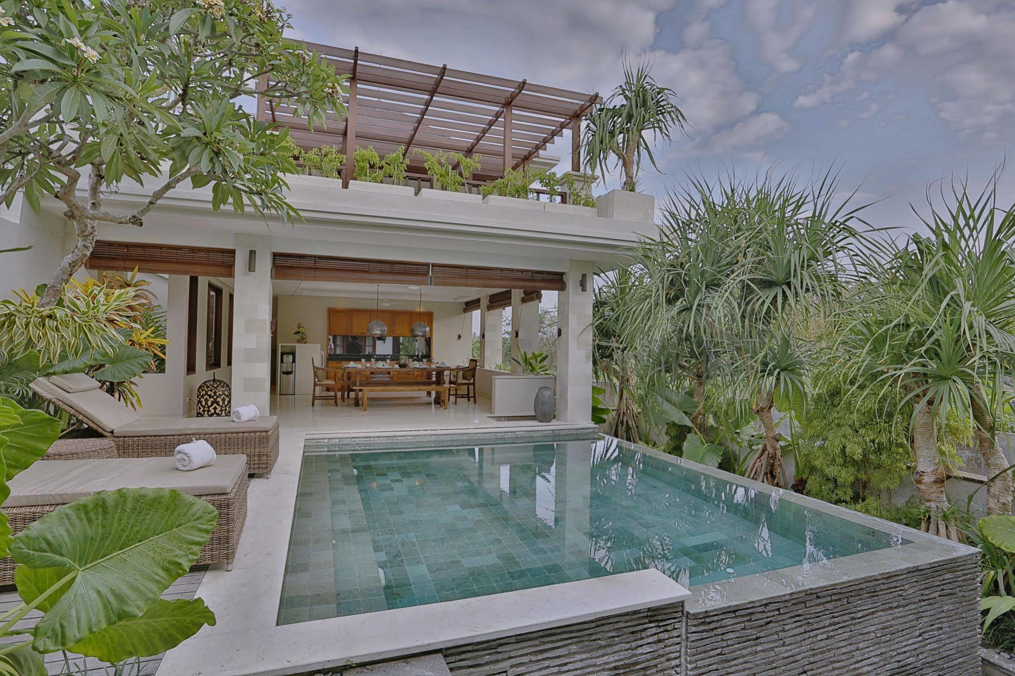 Villa Nikara Kuta (Bali)