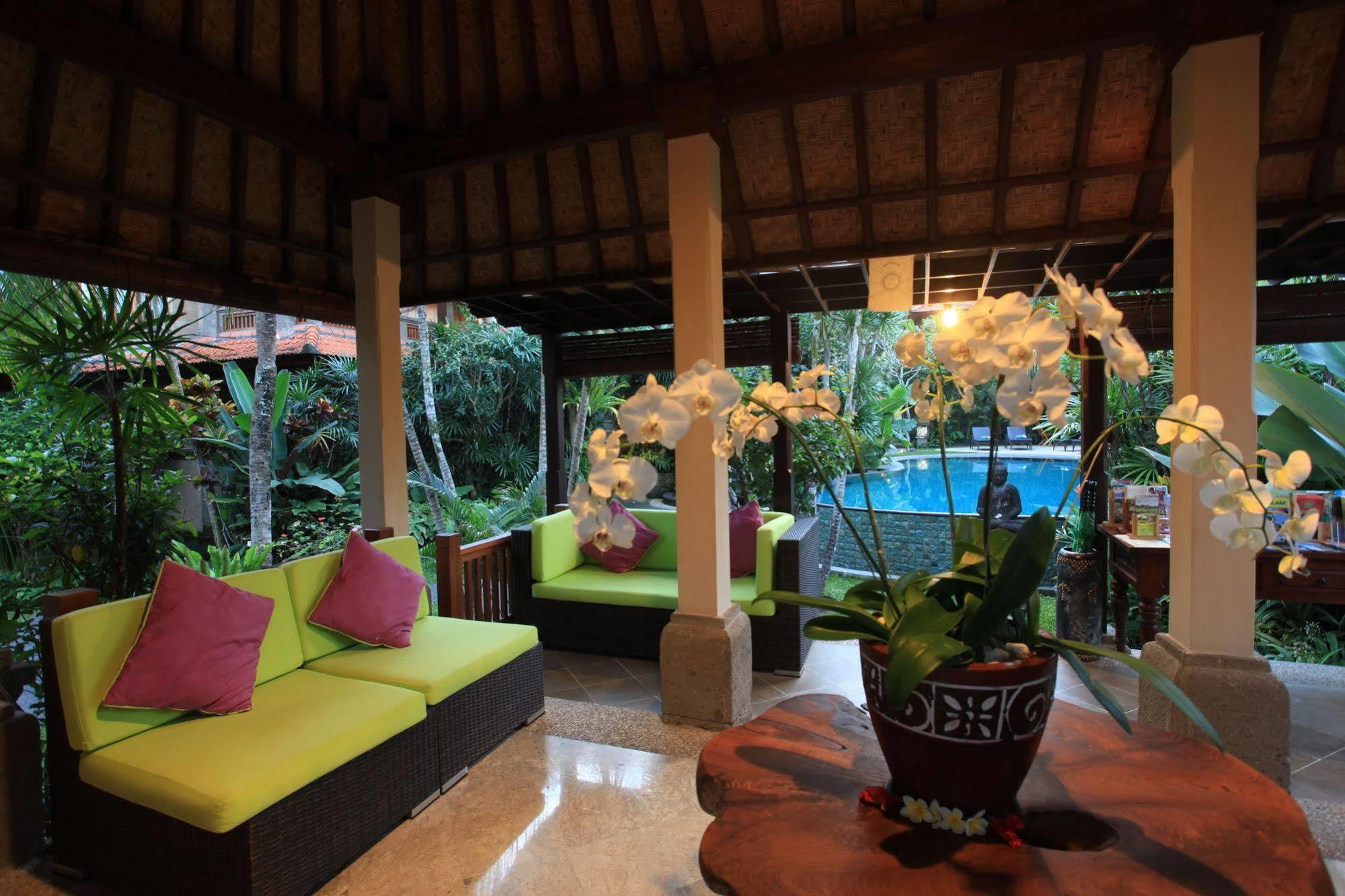 Wisma tamu Sonia 4*