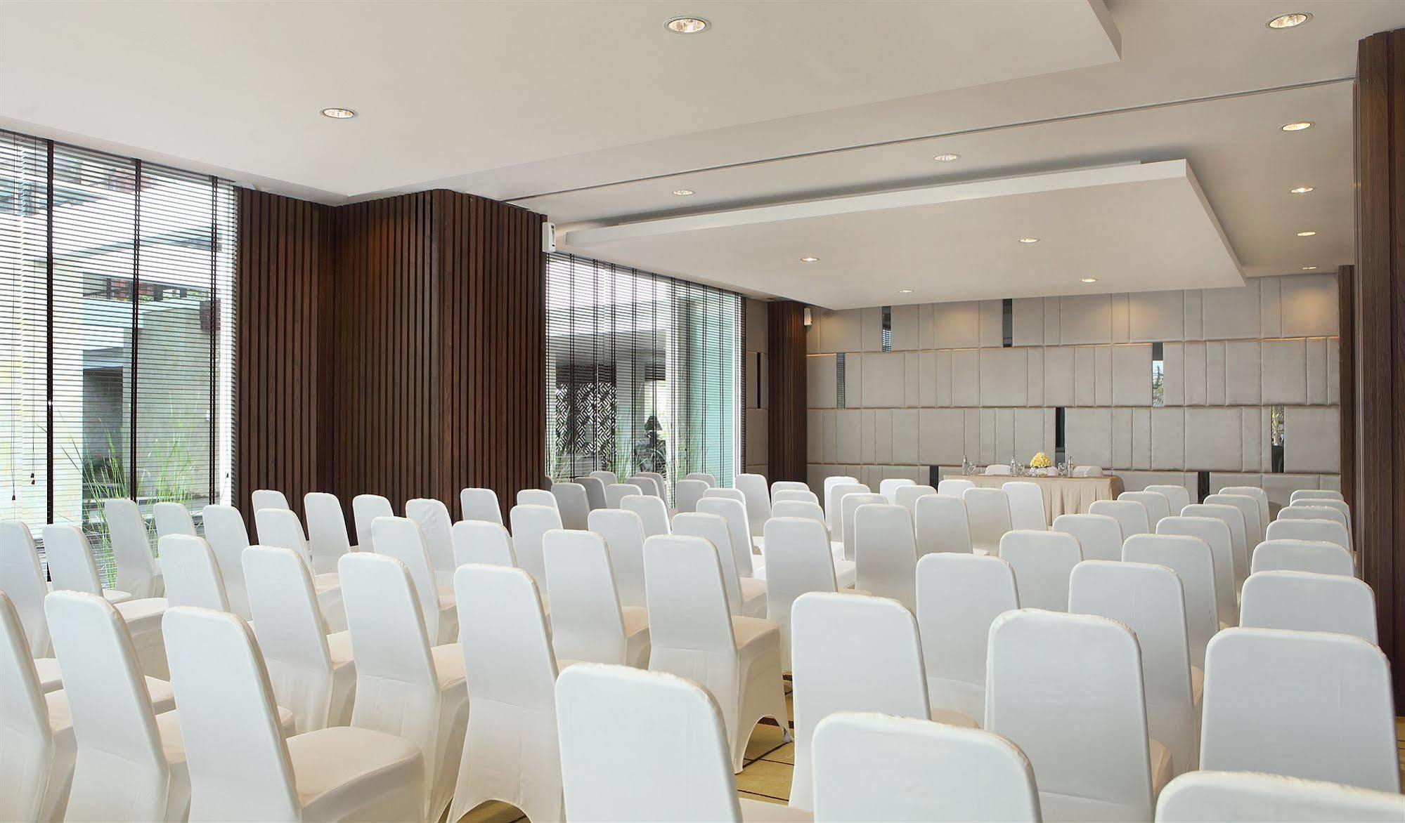 Hotel Santika Siligita Nusa Dua 3*