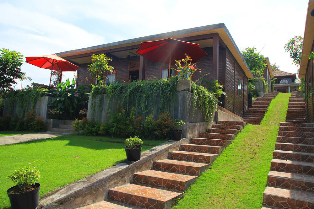 Arton & Club Resort Pulukan