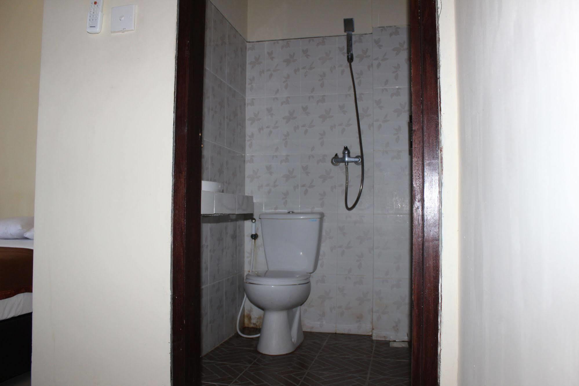 Hotel Ayu