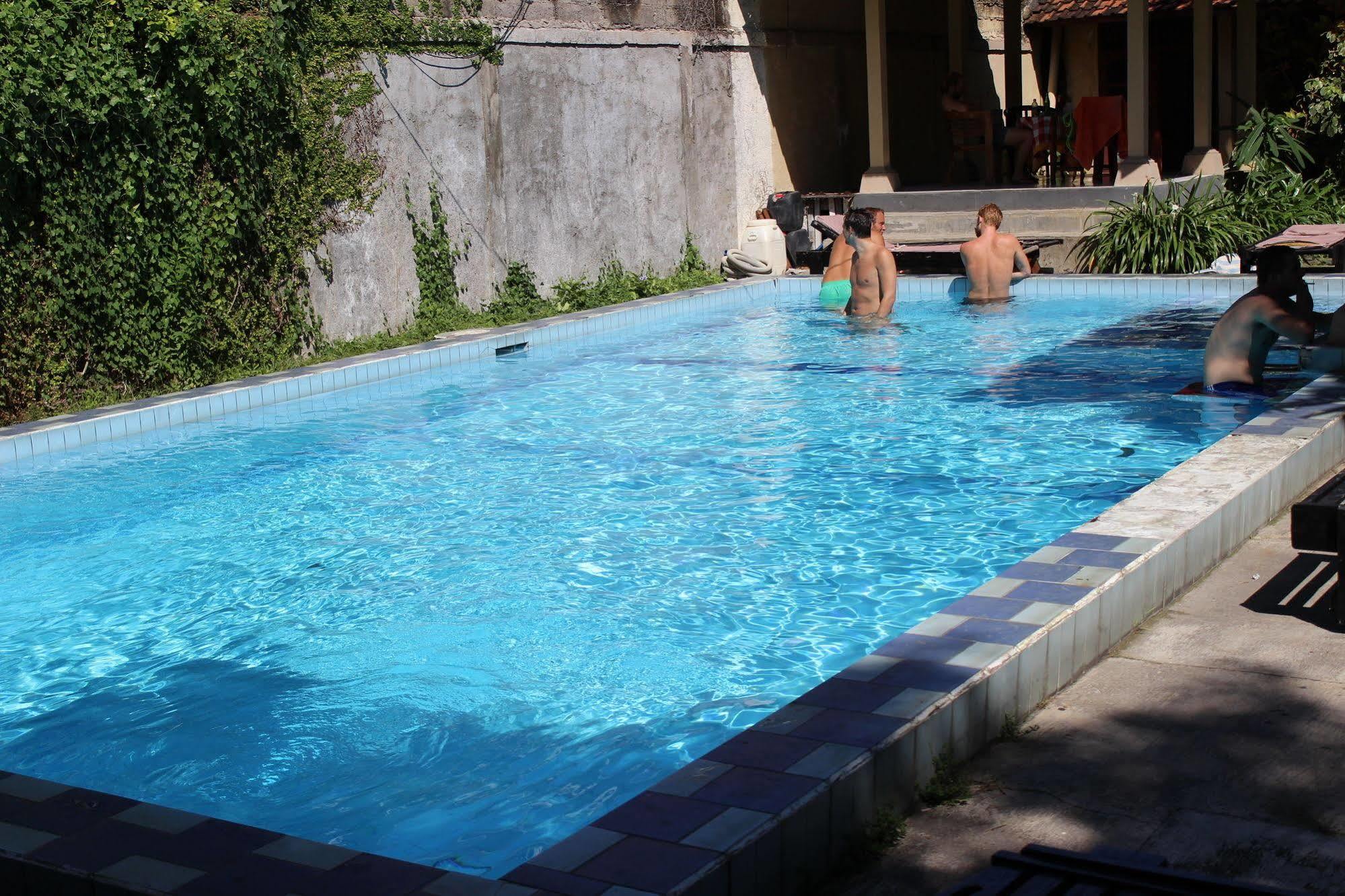 Hotel Ayu Kuta (Bali)