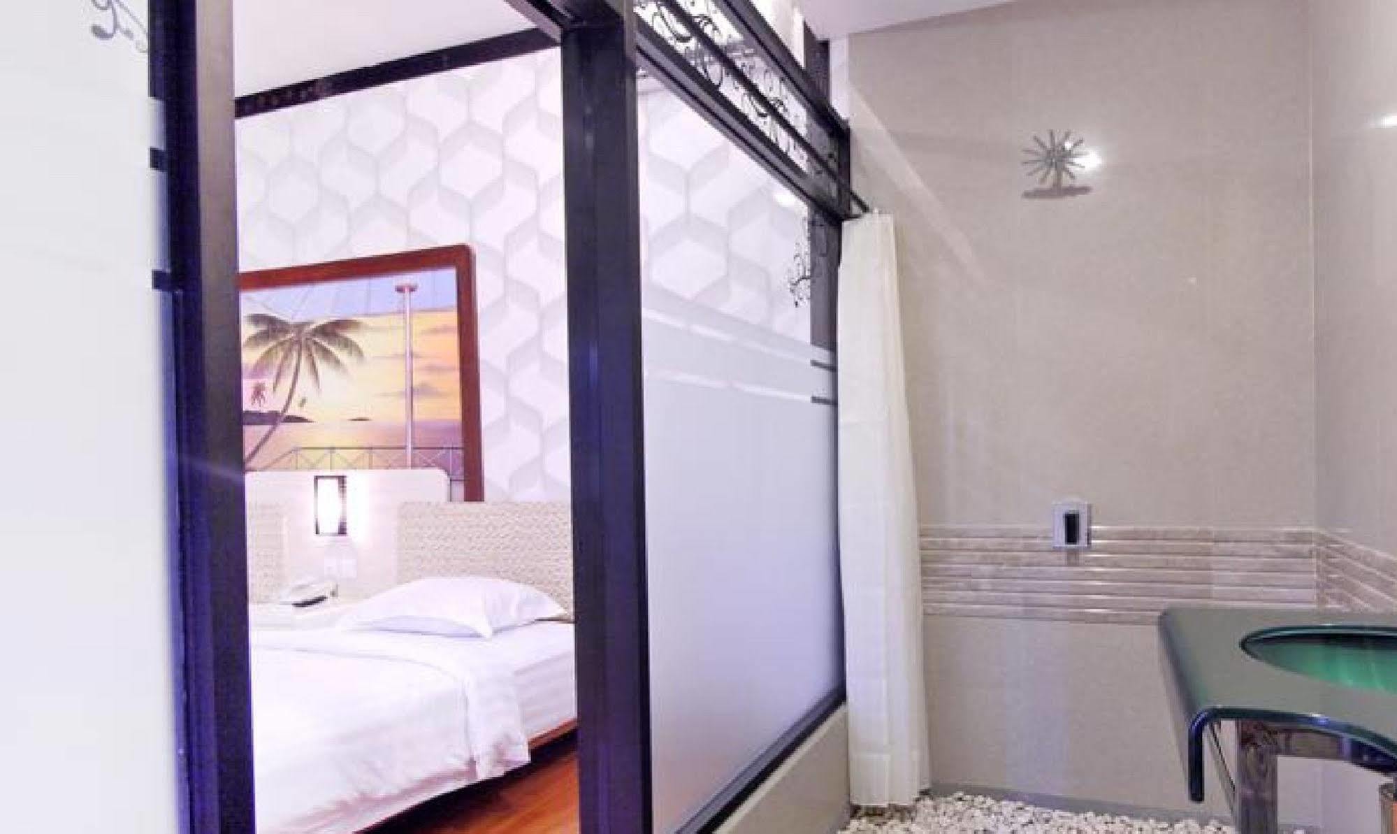Hotel Reddoorz @ Bypass Ngurah Rai Airport 3*