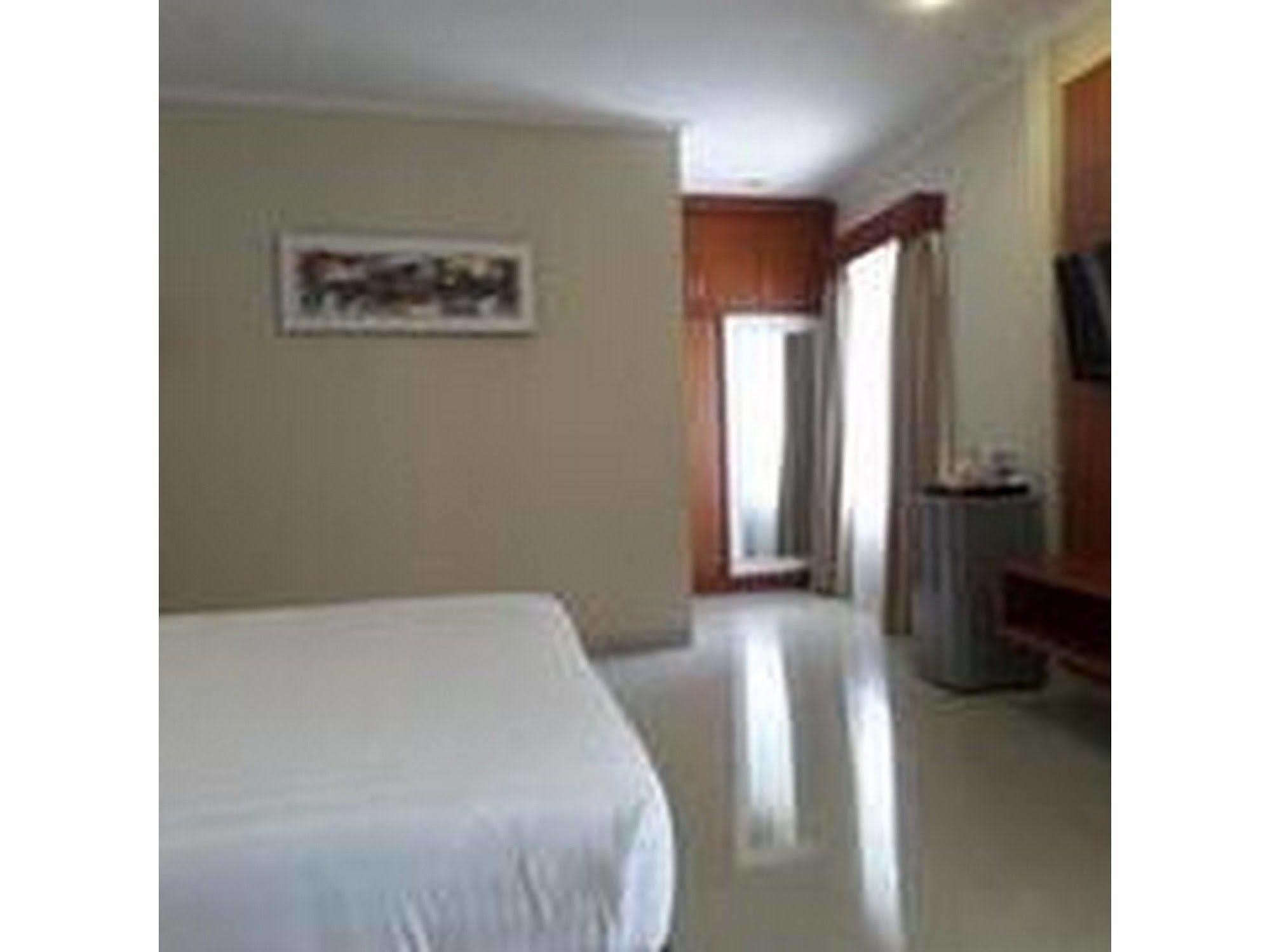 Svarna Hotel 3*