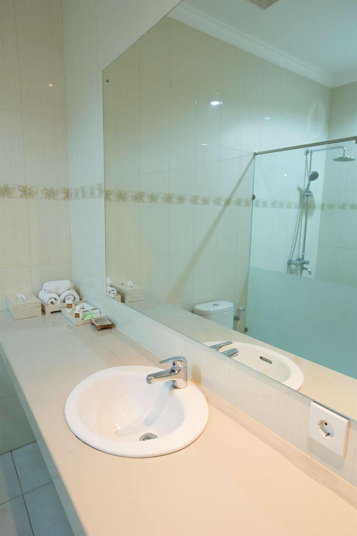 Hotel The Brothers Padang Padang