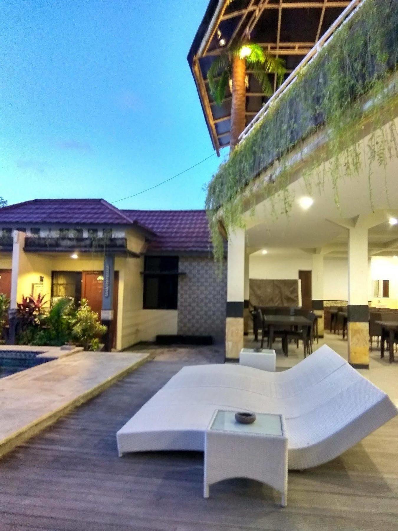 Hawaii Bali Hotel