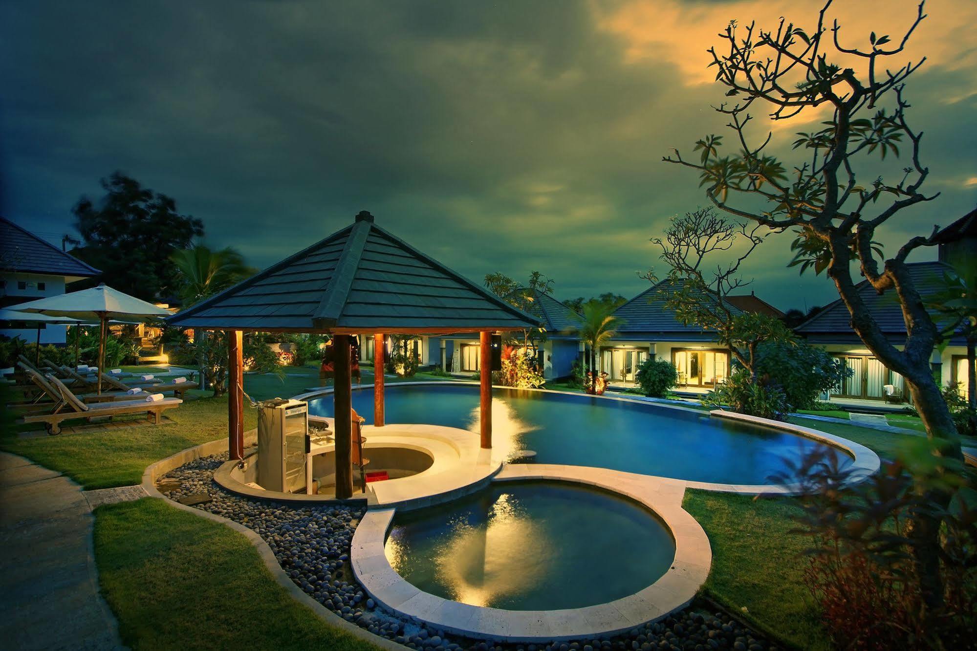 The Brothers Padang Padang Hotel 3*