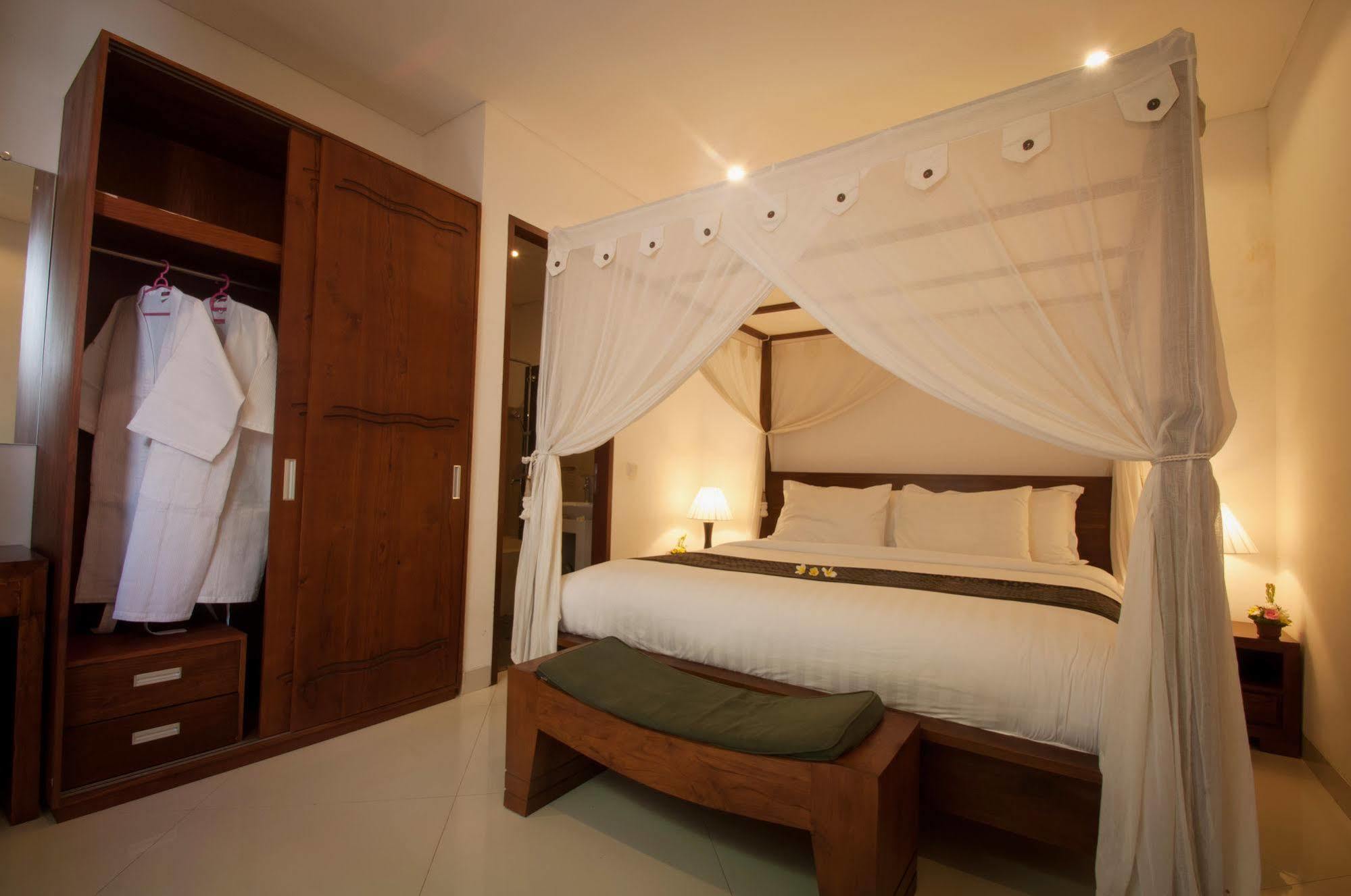 Bali Life Hotel