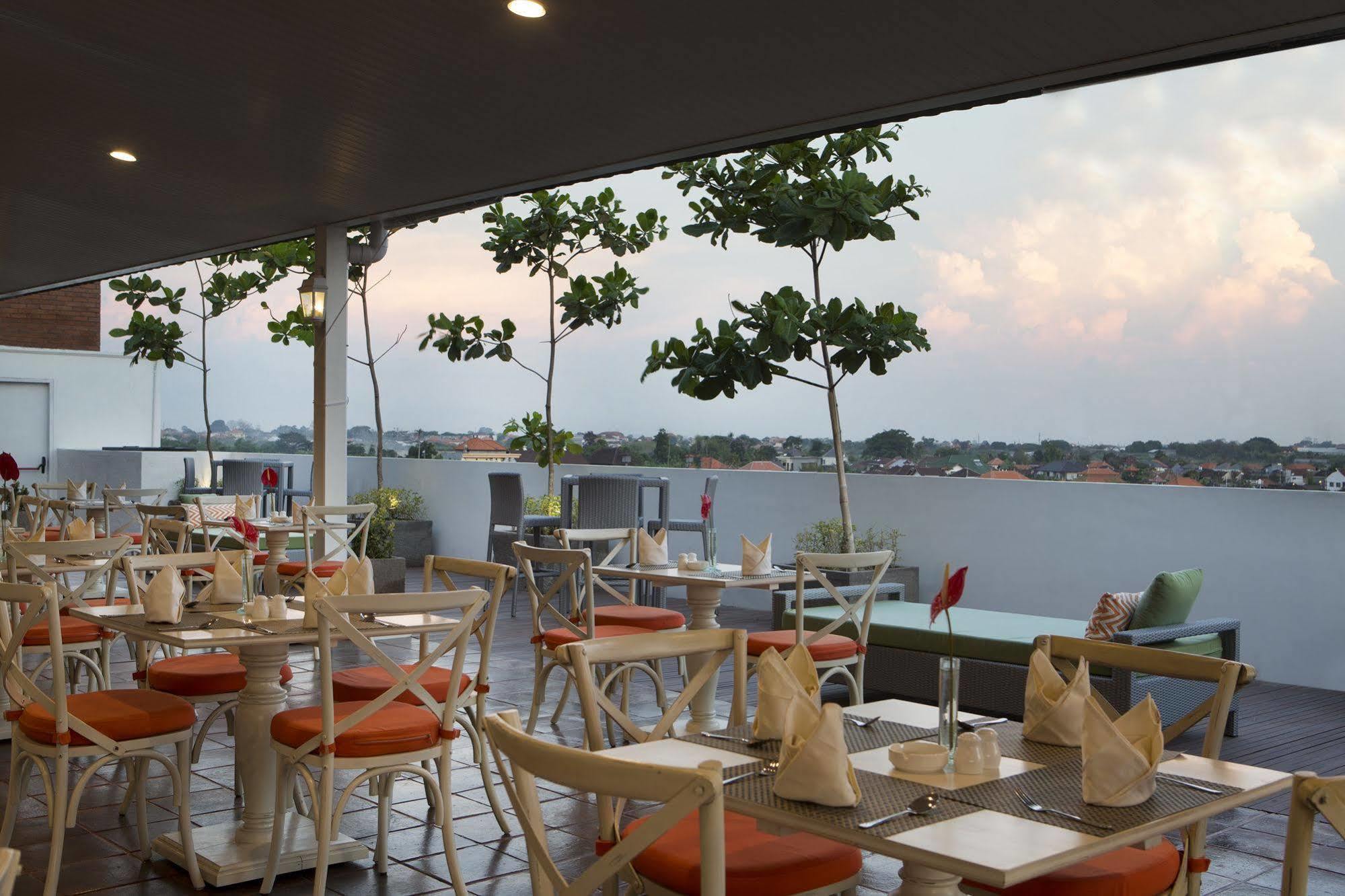 Hotel Santika Seminyak (Bali)