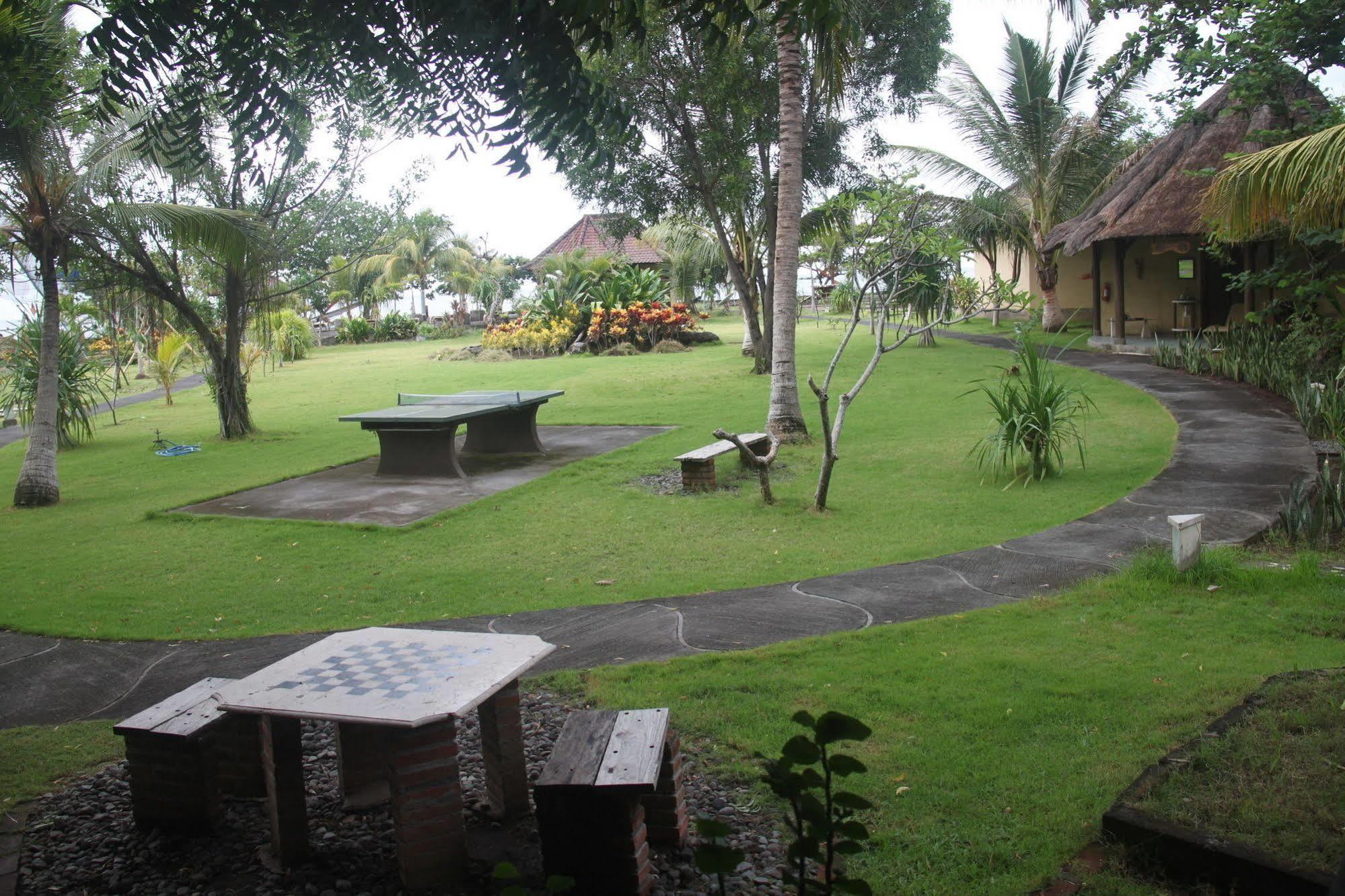 Uyah Amed (Bali)